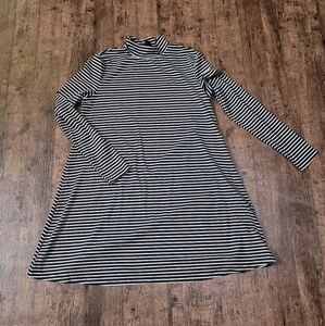 NWOT SHEIN Black and White Striped Long Sleeve Mock Neck Mini Dress